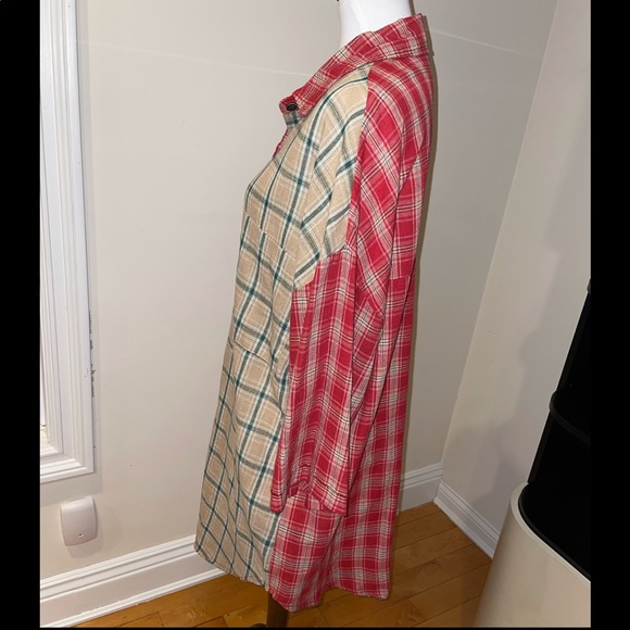 Split Color Flannel Top - Picture 3 of 6